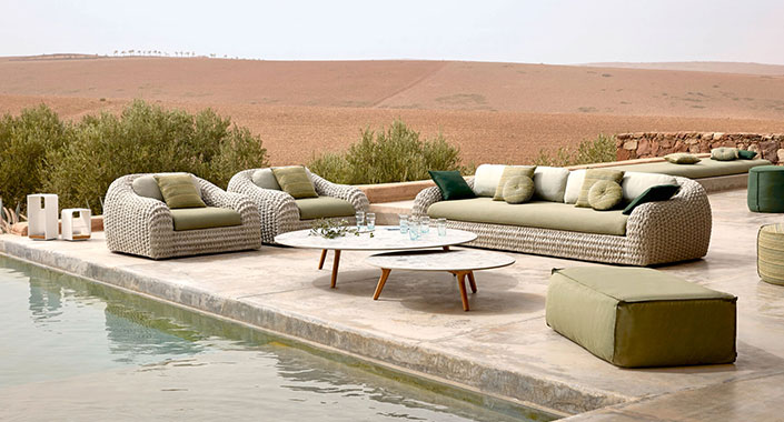 Elementi di arredo per piscine